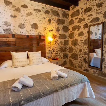 Casa Emblematica La Alameda