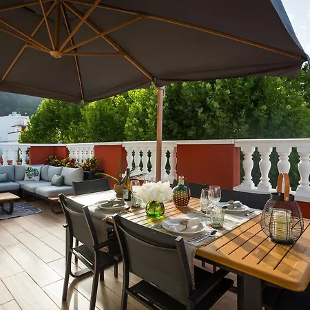 Casa Emblematica La Alameda *