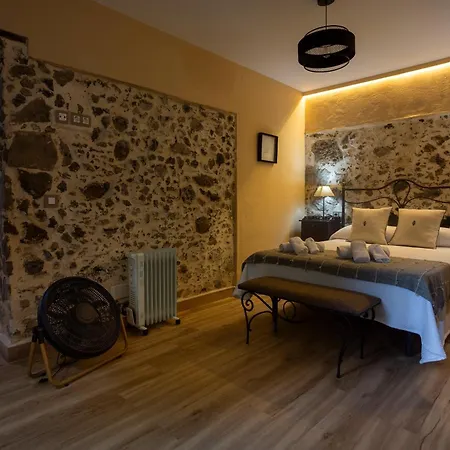 度假居 Casa Emblematica La Alameda Agua de Fontanales